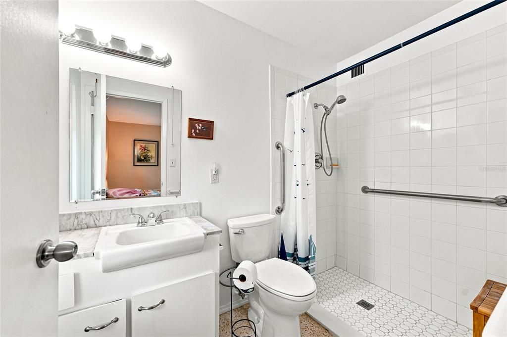 For Sale: $249,900 (3 beds, 2 baths, 1518 Square Feet)