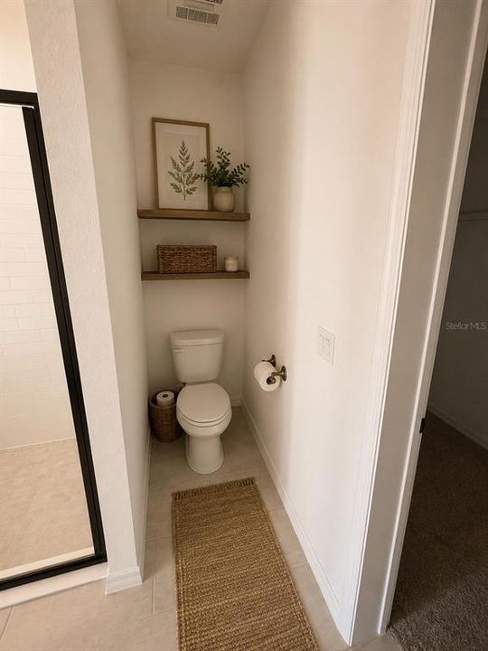 For Rent: $3,100 (4 beds, 2 baths, 1932 Square Feet)