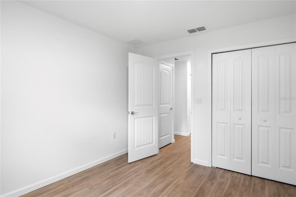 For Sale: $335,000 (3 beds, 2 baths, 1500 Square Feet)