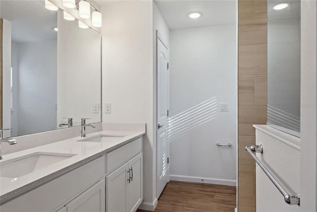 For Sale: $335,000 (3 beds, 2 baths, 1500 Square Feet)