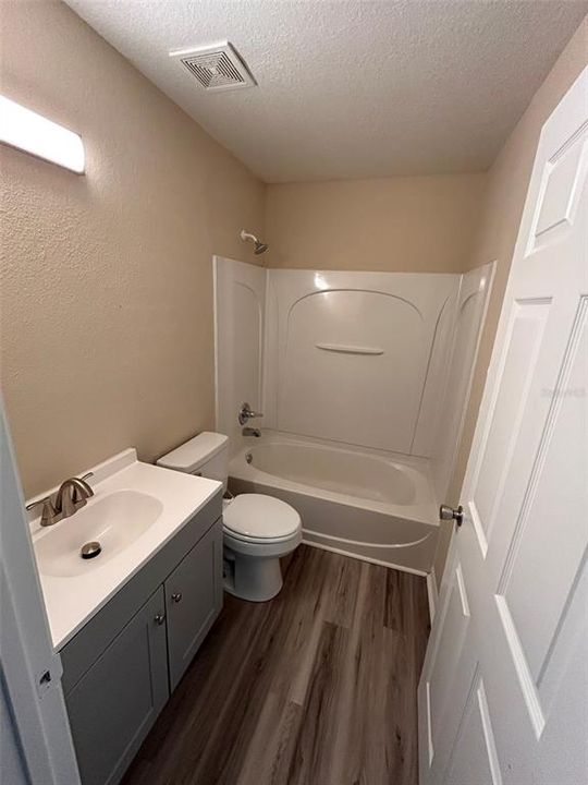 For Sale: $399,999 (6 beds, 0 baths, 2160 Square Feet)