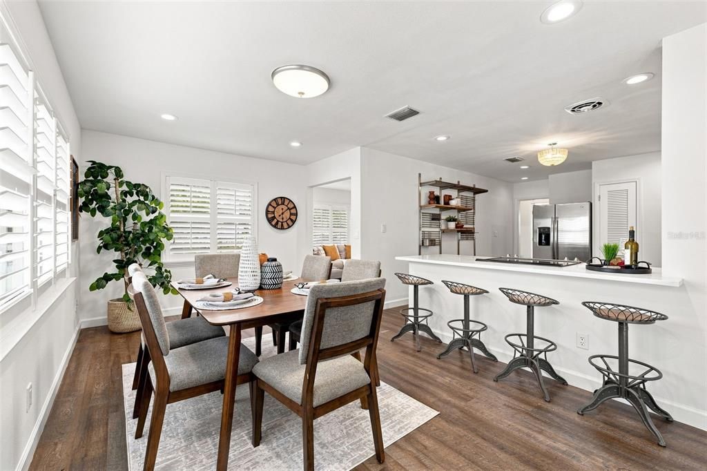 For Sale: $439,900 (3 beds, 3 baths, 1685 Square Feet)