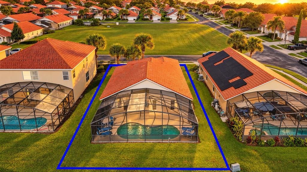 Active With Contract: $335,000 (4 beds, 3 baths, 1542 Square Feet)