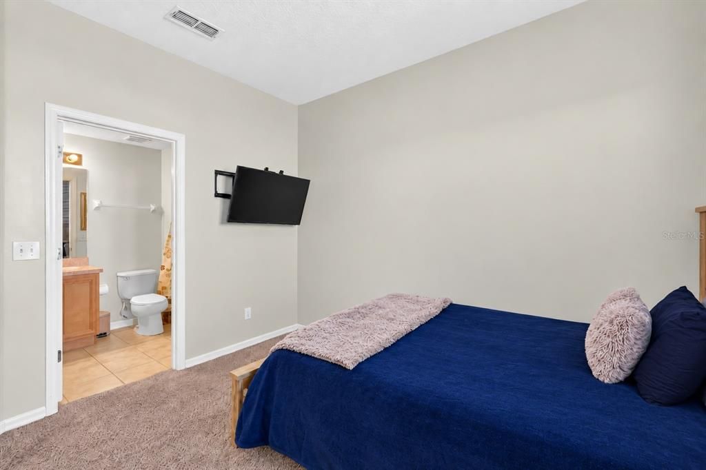 Active With Contract: $335,000 (4 beds, 3 baths, 1542 Square Feet)