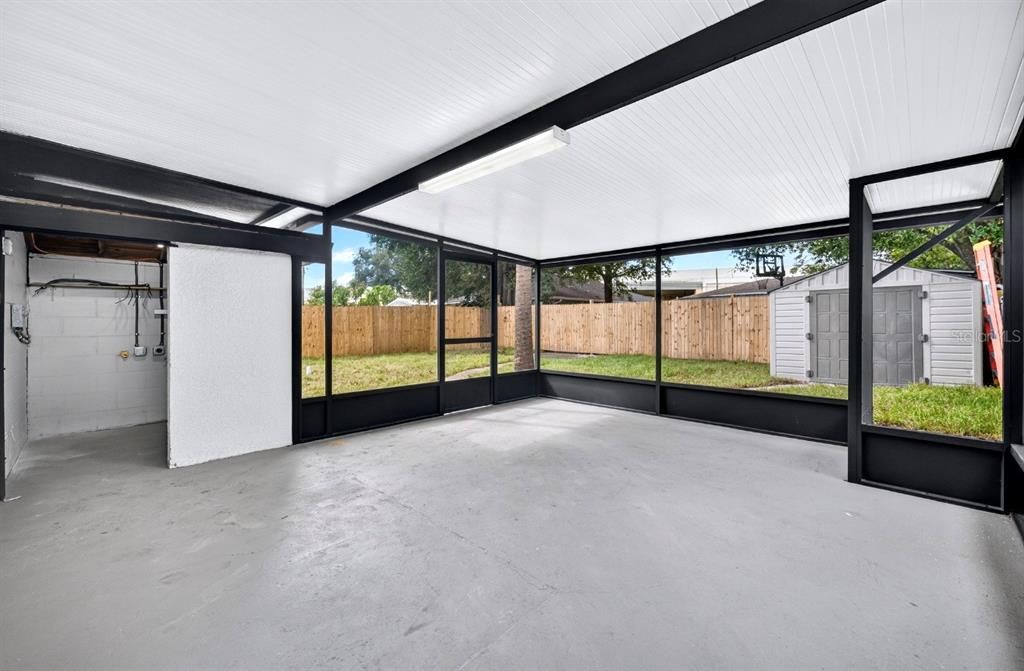 For Sale: $445,900 (2 beds, 2 baths, 1008 Square Feet)