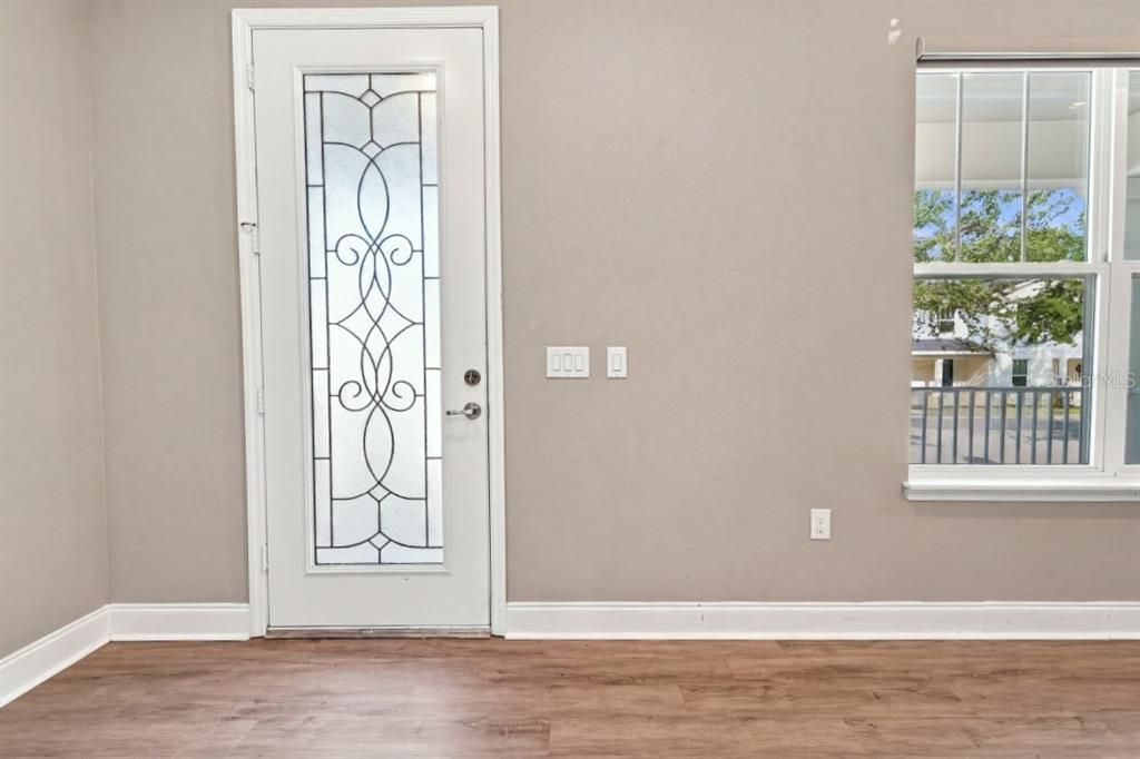 For Sale: $364,500 (3 beds, 2 baths, 1620 Square Feet)