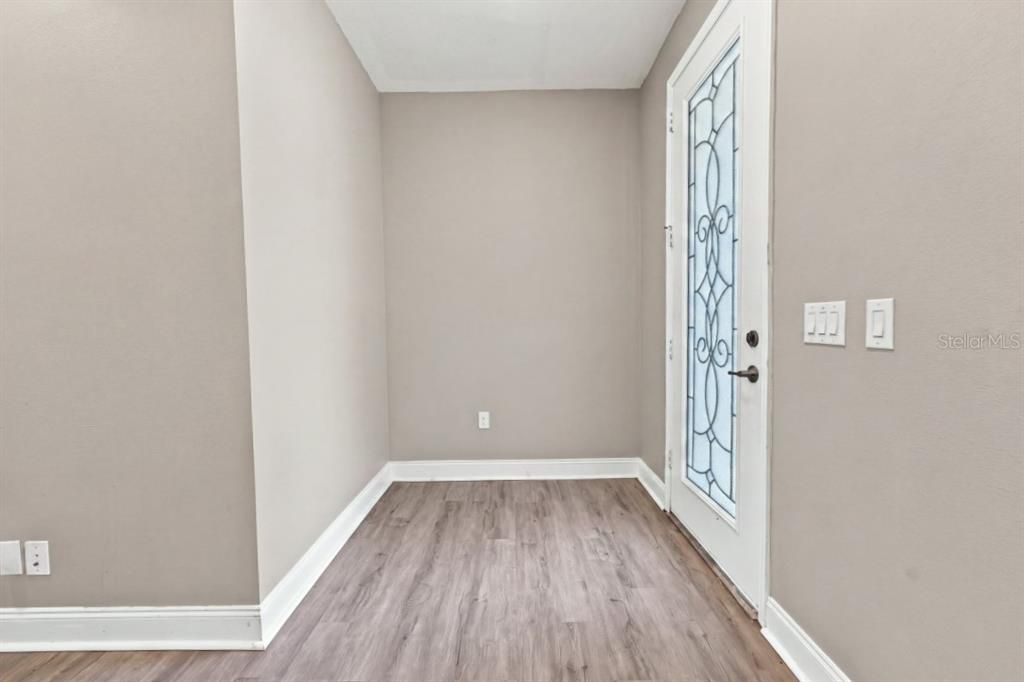 For Sale: $364,500 (3 beds, 2 baths, 1620 Square Feet)