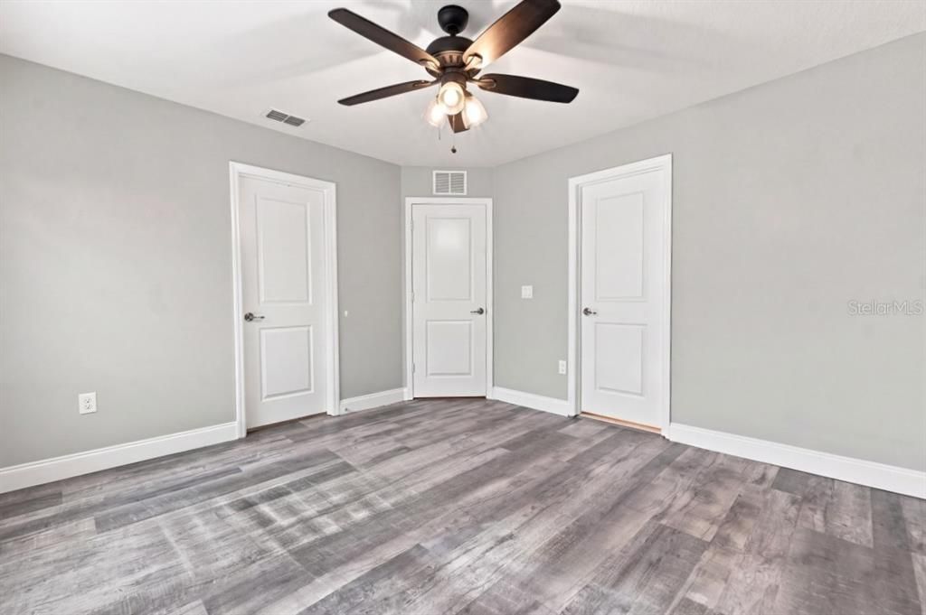 For Sale: $364,500 (3 beds, 2 baths, 1620 Square Feet)