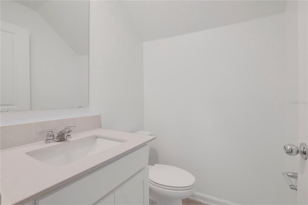 En Venta: $349,000 (4 camas, 3 baños, 1944 Pies cuadrados)