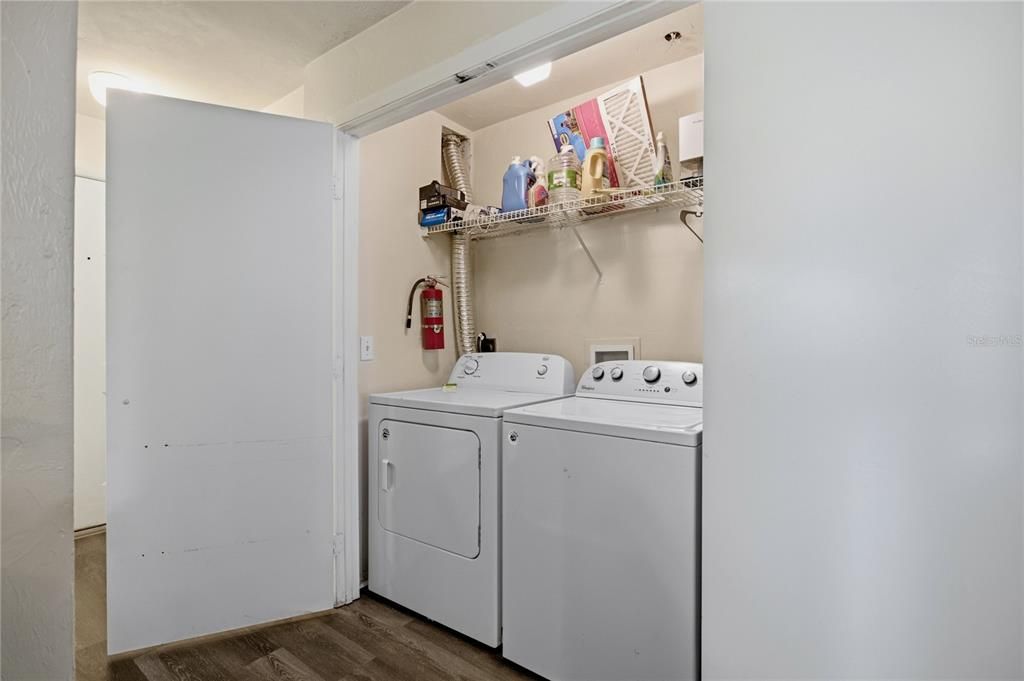 For Sale: $189,900 (4 beds, 4 baths, 1177 Square Feet)