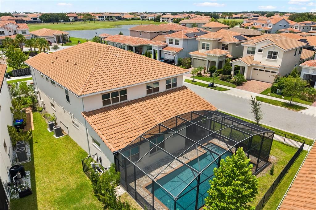 待售: $950,000 (5 贝兹, 5 浴室, 4238 平方英尺)