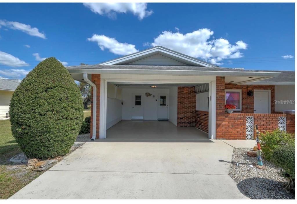 For Rent: $2,100 (2 beds, 2 baths, 1243 Square Feet)