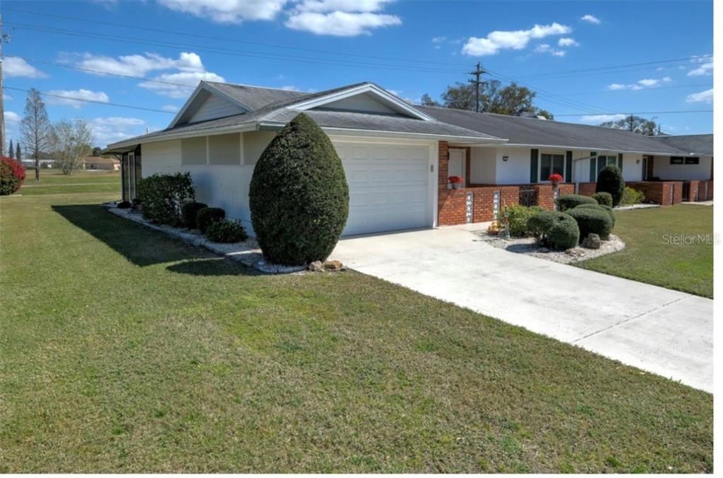 For Rent: $2,100 (2 beds, 2 baths, 1243 Square Feet)