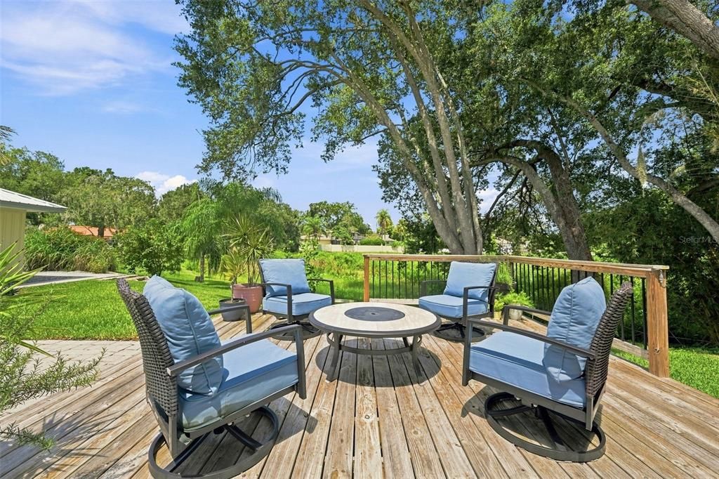For Sale: $600,000 (4 beds, 2 baths, 2614 Square Feet)