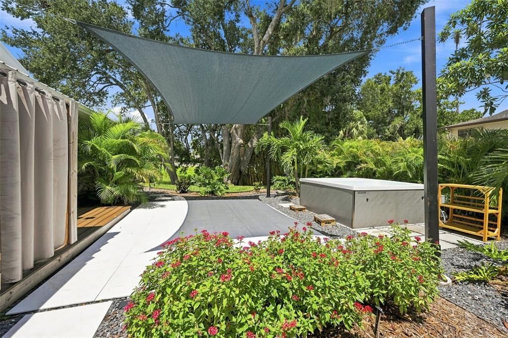 For Sale: $600,000 (4 beds, 2 baths, 2614 Square Feet)