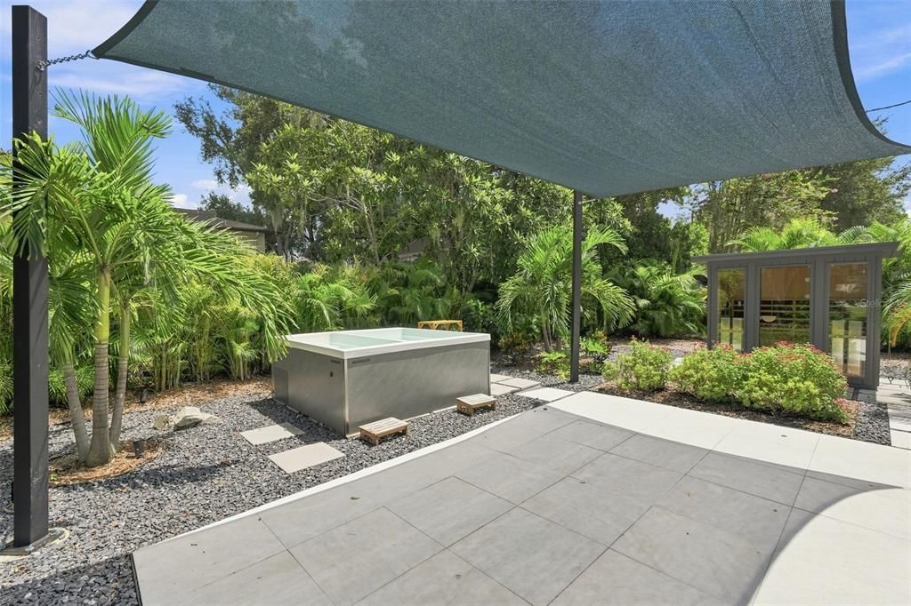 For Sale: $600,000 (4 beds, 2 baths, 2614 Square Feet)