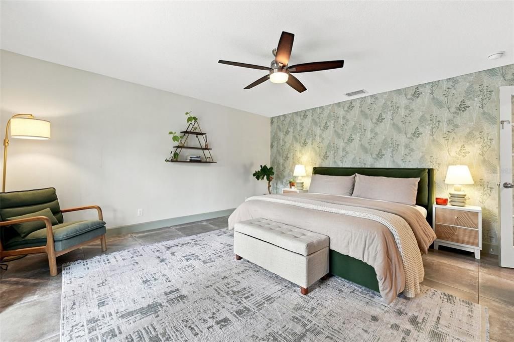 For Sale: $600,000 (4 beds, 2 baths, 2614 Square Feet)