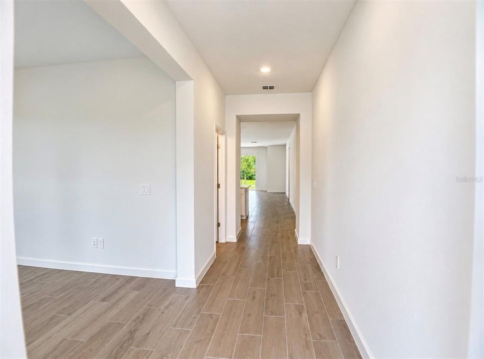 En Venta: $399,000 (3 camas, 2 baños, 2145 Pies cuadrados)