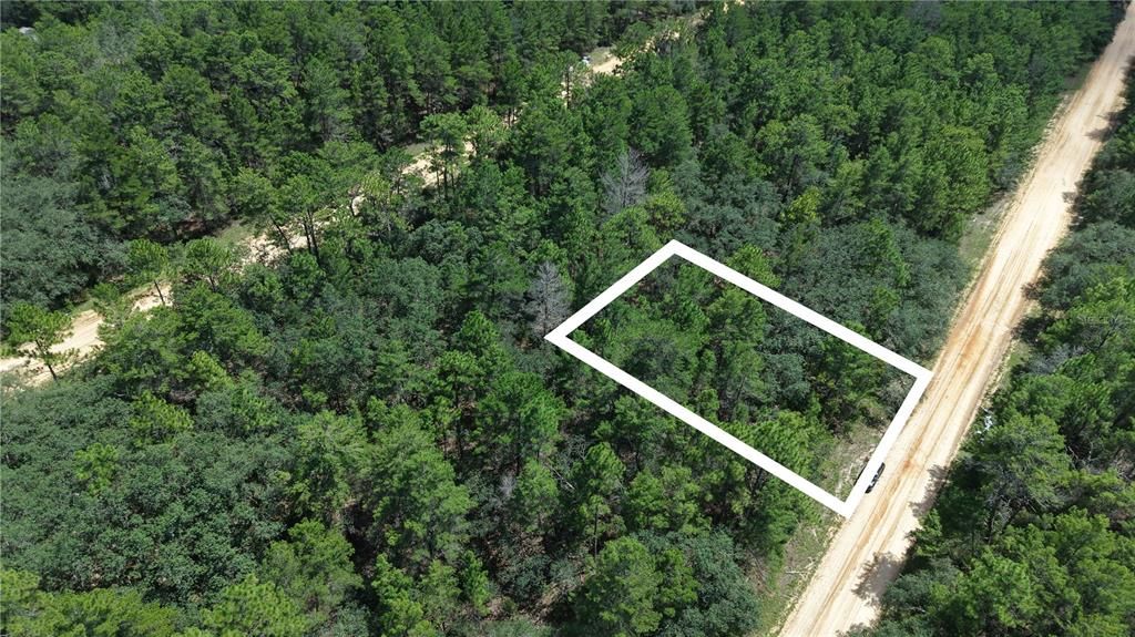 待售: $10,000 (0.22 acres)