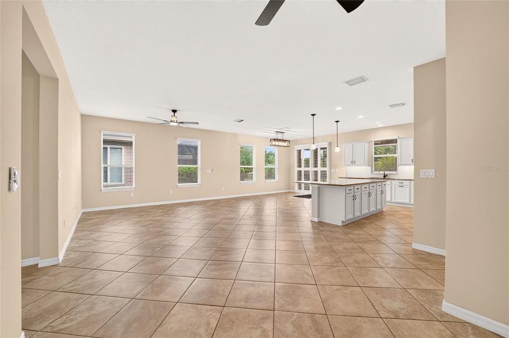For Sale: $445,000 (3 beds, 2 baths, 2057 Square Feet)