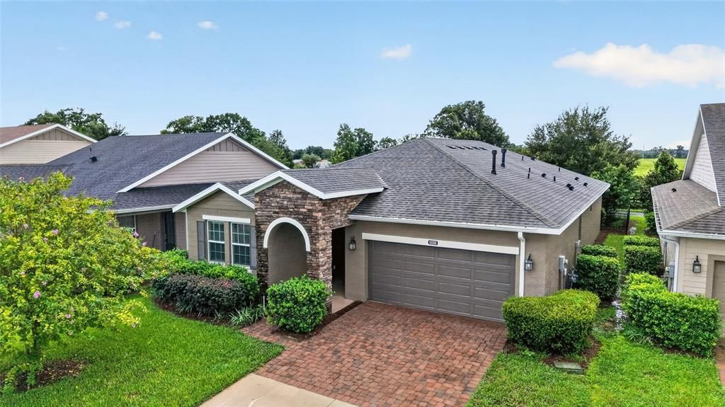 For Sale: $445,000 (3 beds, 2 baths, 2057 Square Feet)
