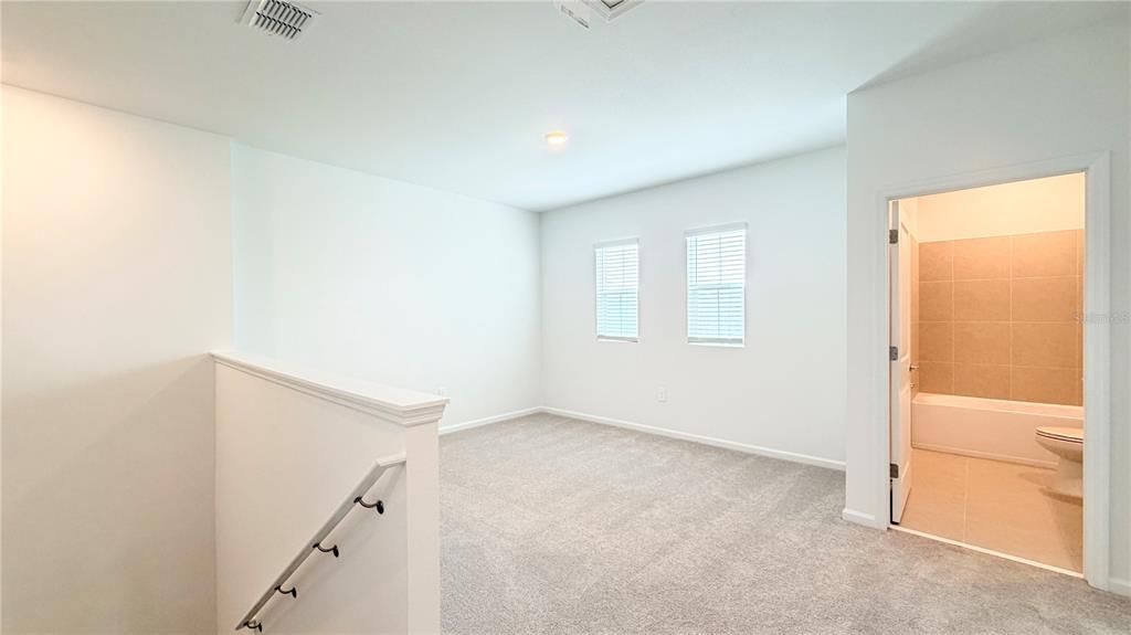 For Rent: $3,500 (6 beds, 3 baths, 2643 Square Feet)