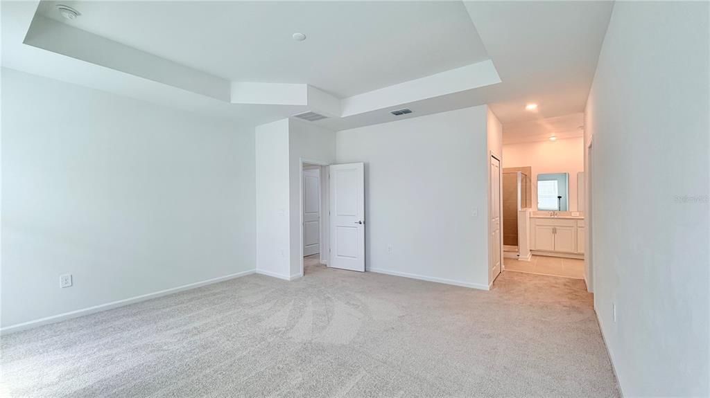 For Rent: $3,500 (6 beds, 3 baths, 2643 Square Feet)