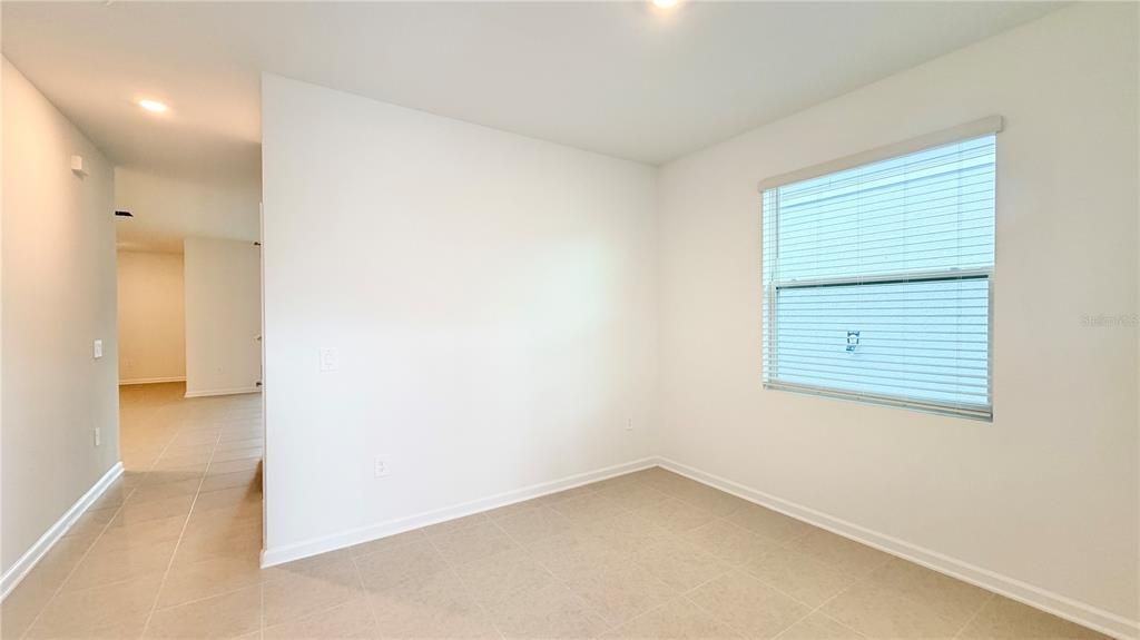 For Rent: $3,500 (6 beds, 3 baths, 2643 Square Feet)