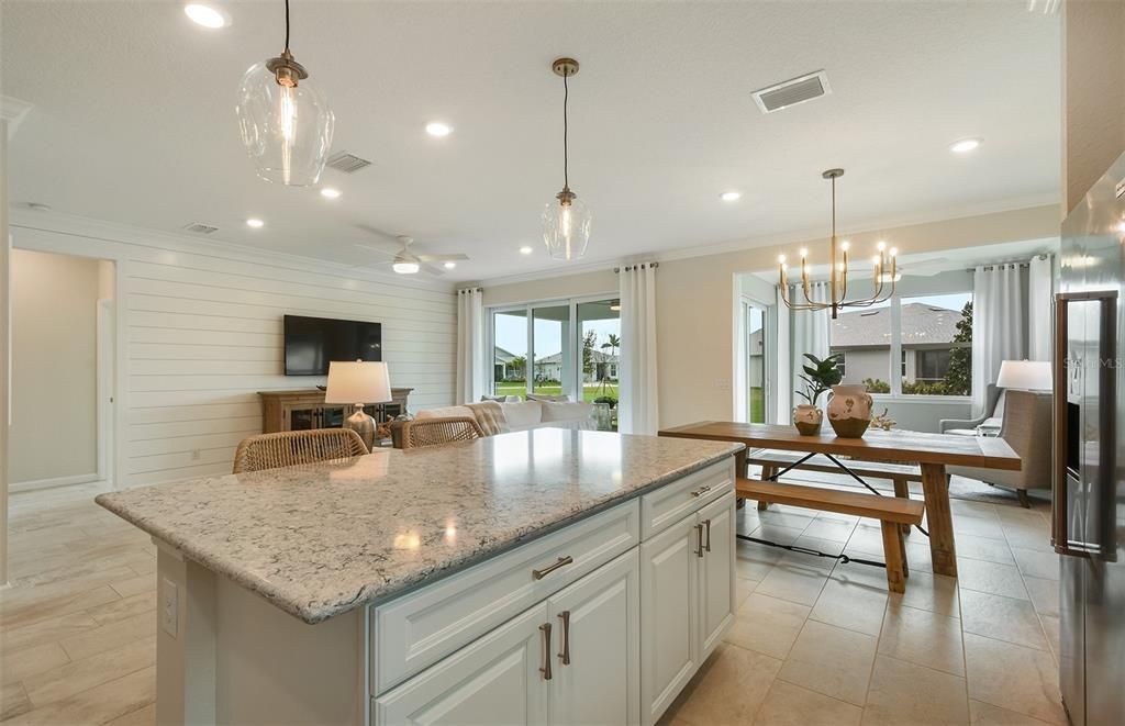 For Sale: $639,620 (2 beds, 2 baths, 1827 Square Feet)