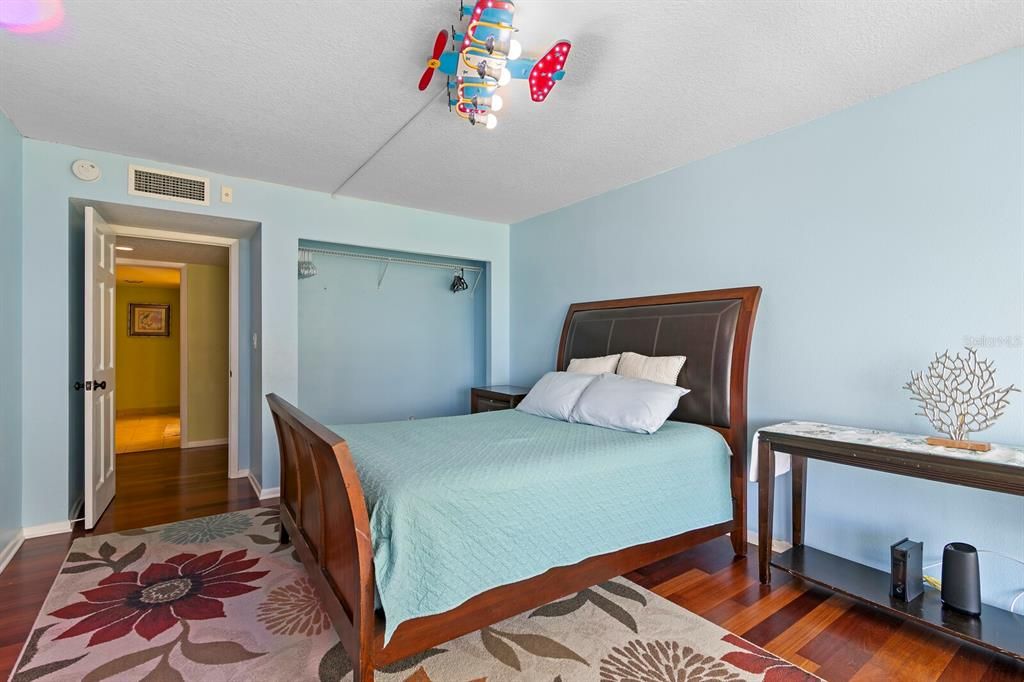 В аренду: $3,450 (2 спален, 2 ванн, 1392 Квадратных фут)