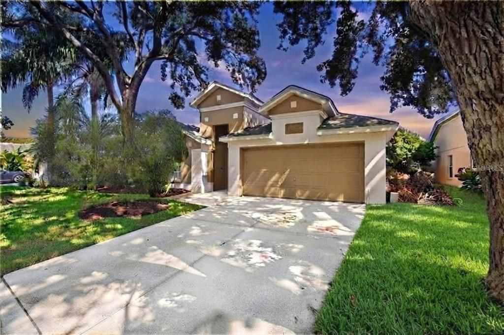 For Rent: $2,700 (3 beds, 2 baths, 1525 Square Feet)
