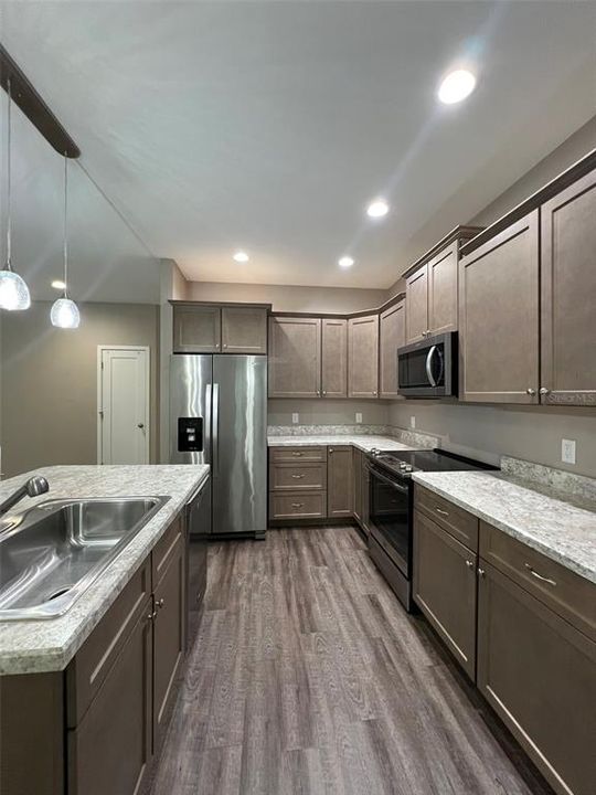 For Sale: $280,000 (3 beds, 2 baths, 1330 Square Feet)