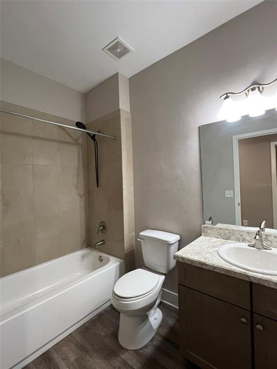 For Sale: $280,000 (3 beds, 2 baths, 1330 Square Feet)