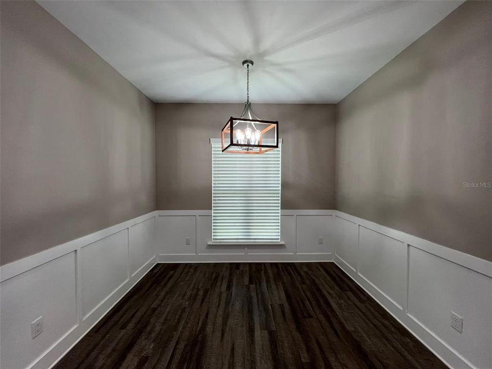 For Sale: $280,000 (3 beds, 2 baths, 1330 Square Feet)