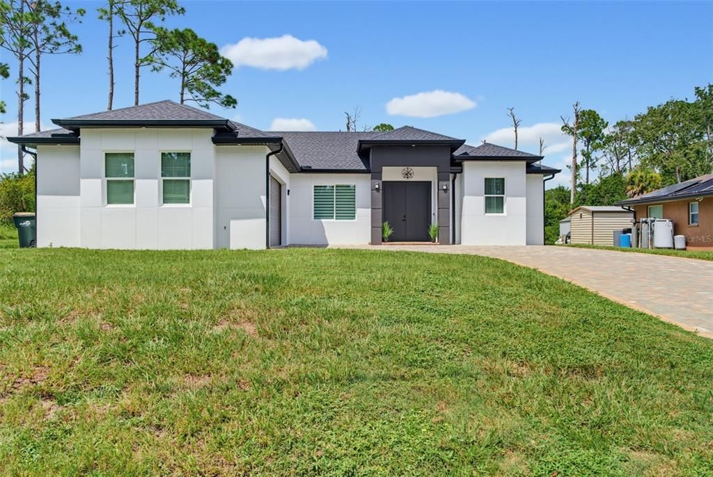 For Sale: $479,000 (3 beds, 2 baths, 1836 Square Feet)