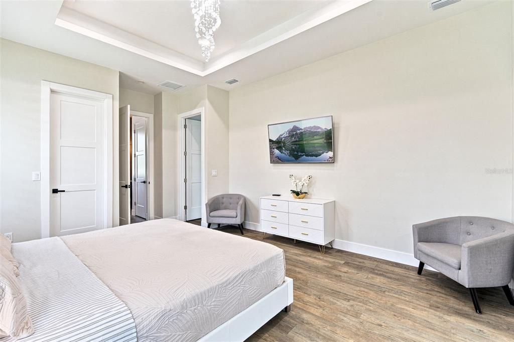 For Sale: $479,000 (3 beds, 2 baths, 1836 Square Feet)