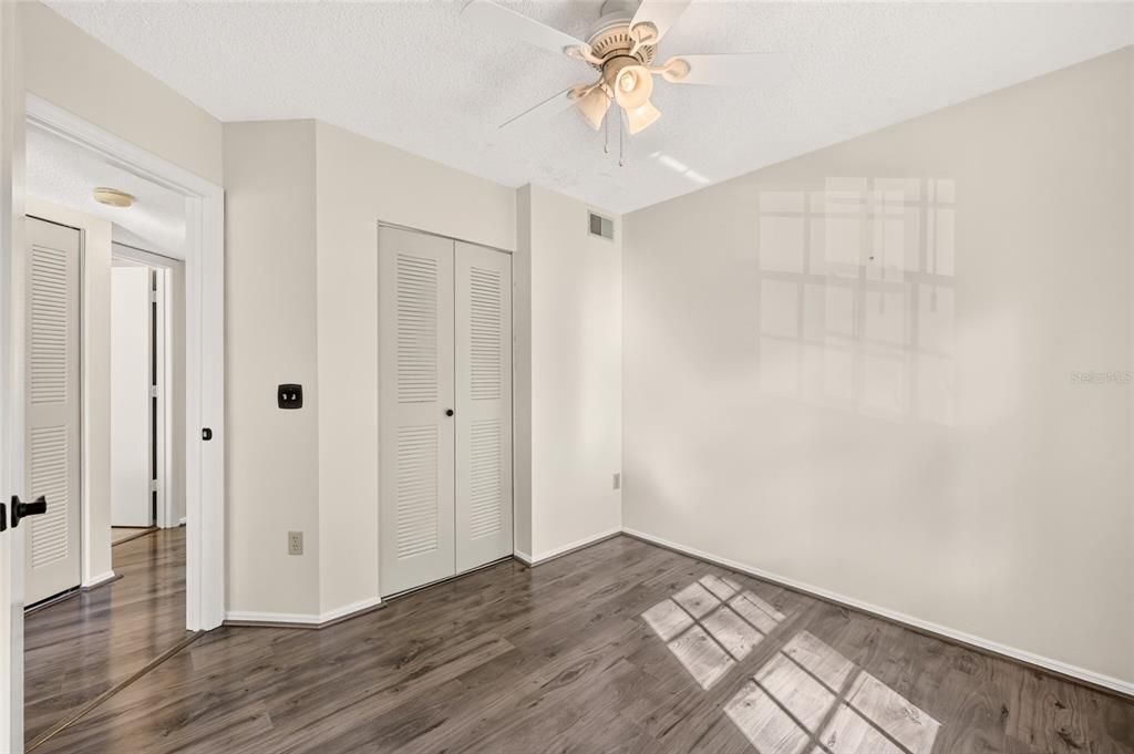 For Sale: $117,500 (2 beds, 2 baths, 840 Square Feet)