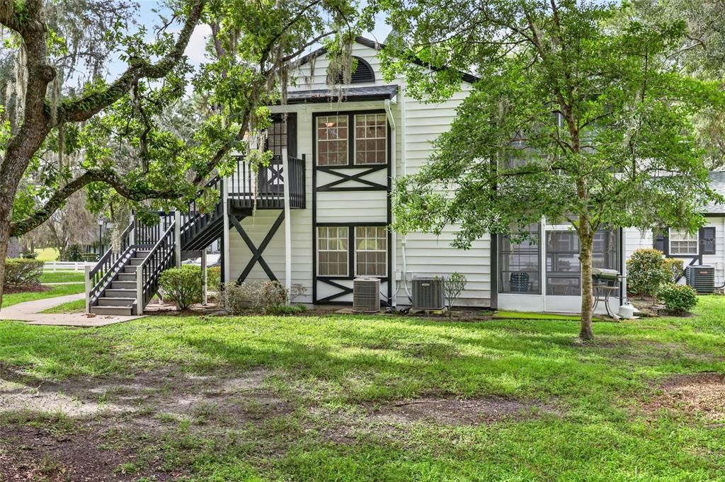 For Sale: $117,500 (2 beds, 2 baths, 840 Square Feet)