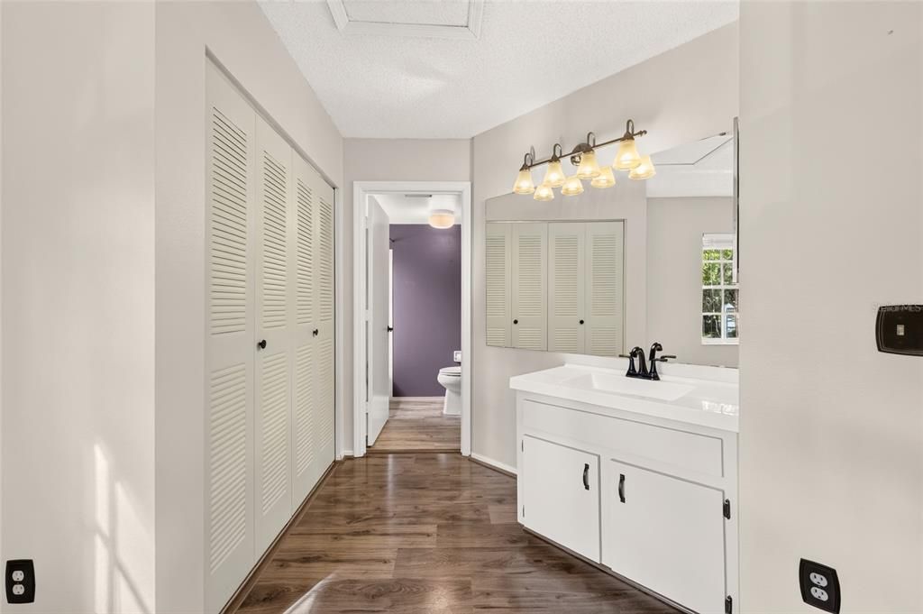 For Sale: $117,500 (2 beds, 2 baths, 840 Square Feet)