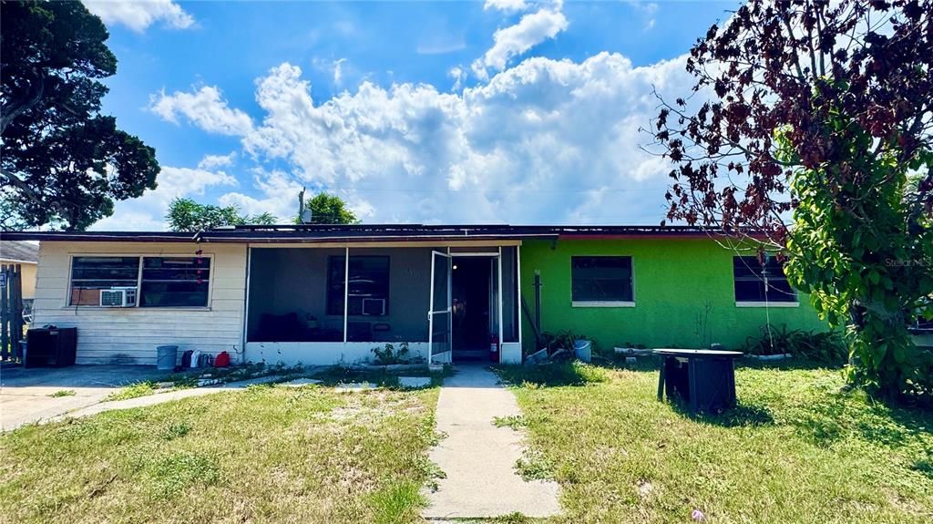 For Sale: $182,000 (4 beds, 3 baths, 1492 Square Feet)