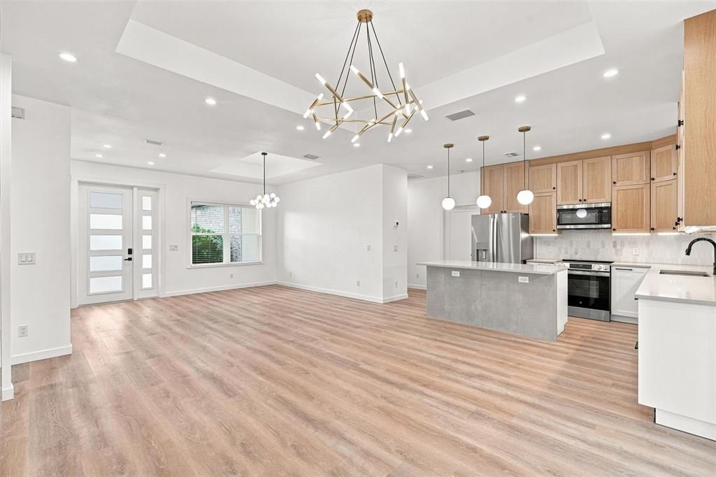 For Sale: $449,000 (3 beds, 2 baths, 1662 Square Feet)