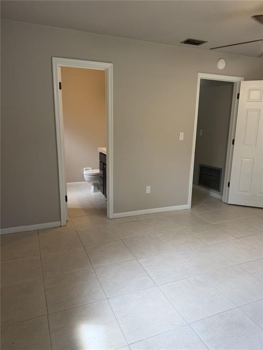 For Rent: $2,000 (3 beds, 2 baths, 1226 Square Feet)