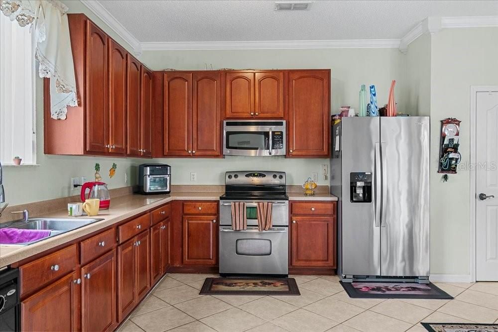 En Venta: $465,000 (4 camas, 3 baños, 3434 Pies cuadrados)