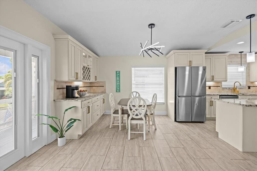 For Sale: $539,000 (3 beds, 3 baths, 1517 Square Feet)