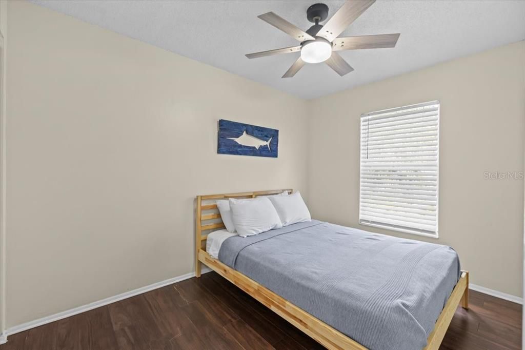 For Sale: $539,000 (3 beds, 3 baths, 1517 Square Feet)