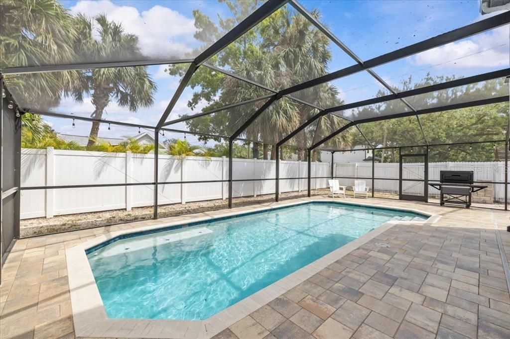 For Sale: $539,000 (3 beds, 3 baths, 1517 Square Feet)