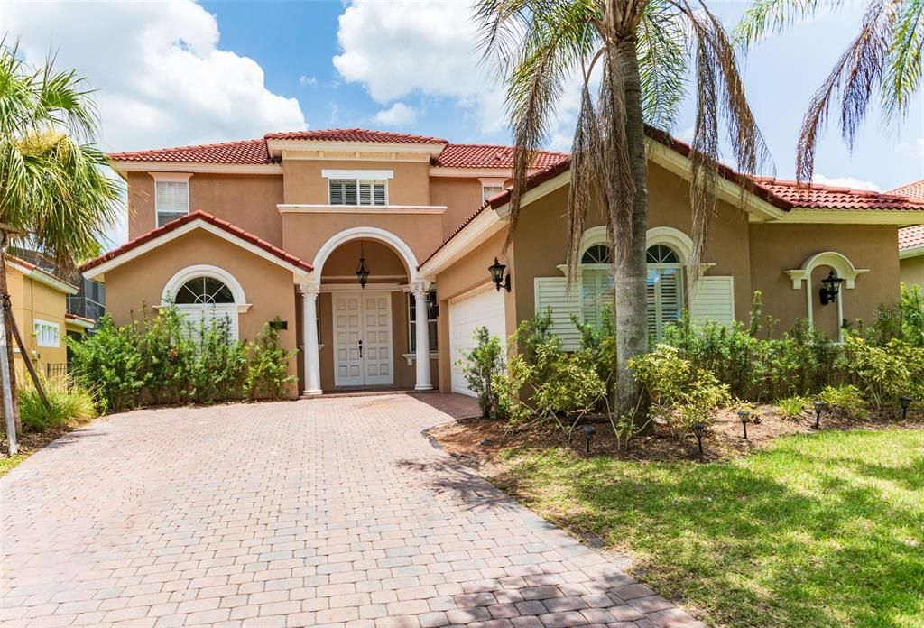 For Rent: $3,600 (4 beds, 2 baths, 2500 Square Feet)