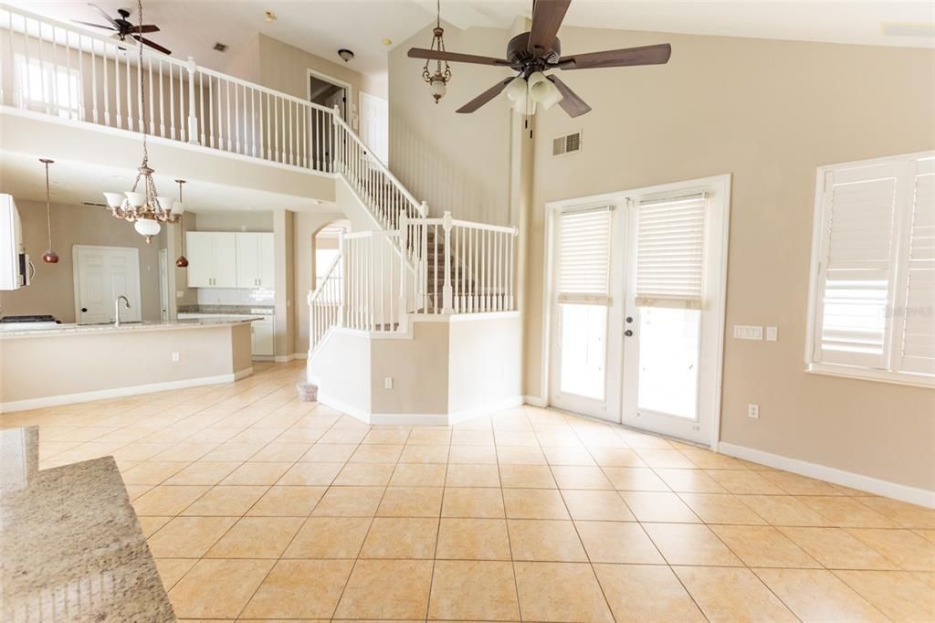 For Rent: $3,600 (4 beds, 2 baths, 2500 Square Feet)