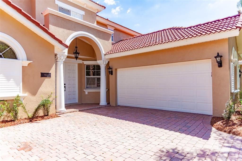 For Rent: $3,600 (4 beds, 2 baths, 2500 Square Feet)