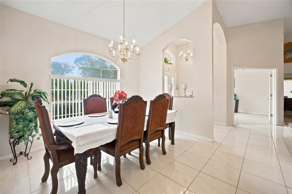 For Sale: $549,999 (3 beds, 2 baths, 2172 Square Feet)